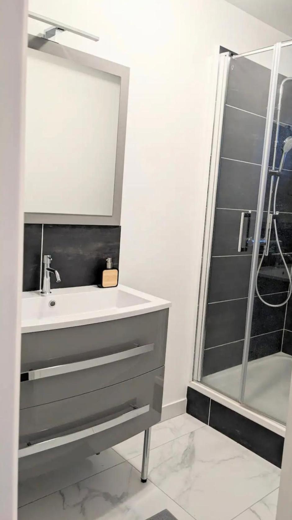 Joli Appart Cour Proche Bord De Loire Блоа Екстериор снимка